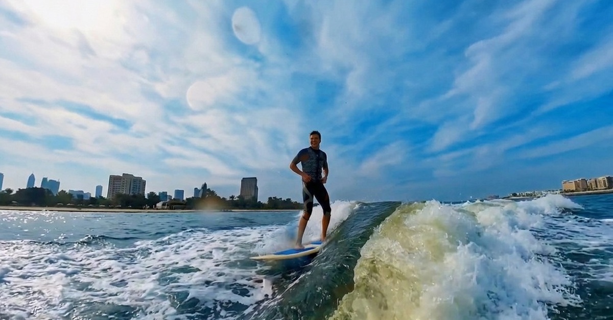 Dubai Wakesurf: Shared Or Private Boat Experience Dubai Wakesurf: Shared Or Private Boat Experience