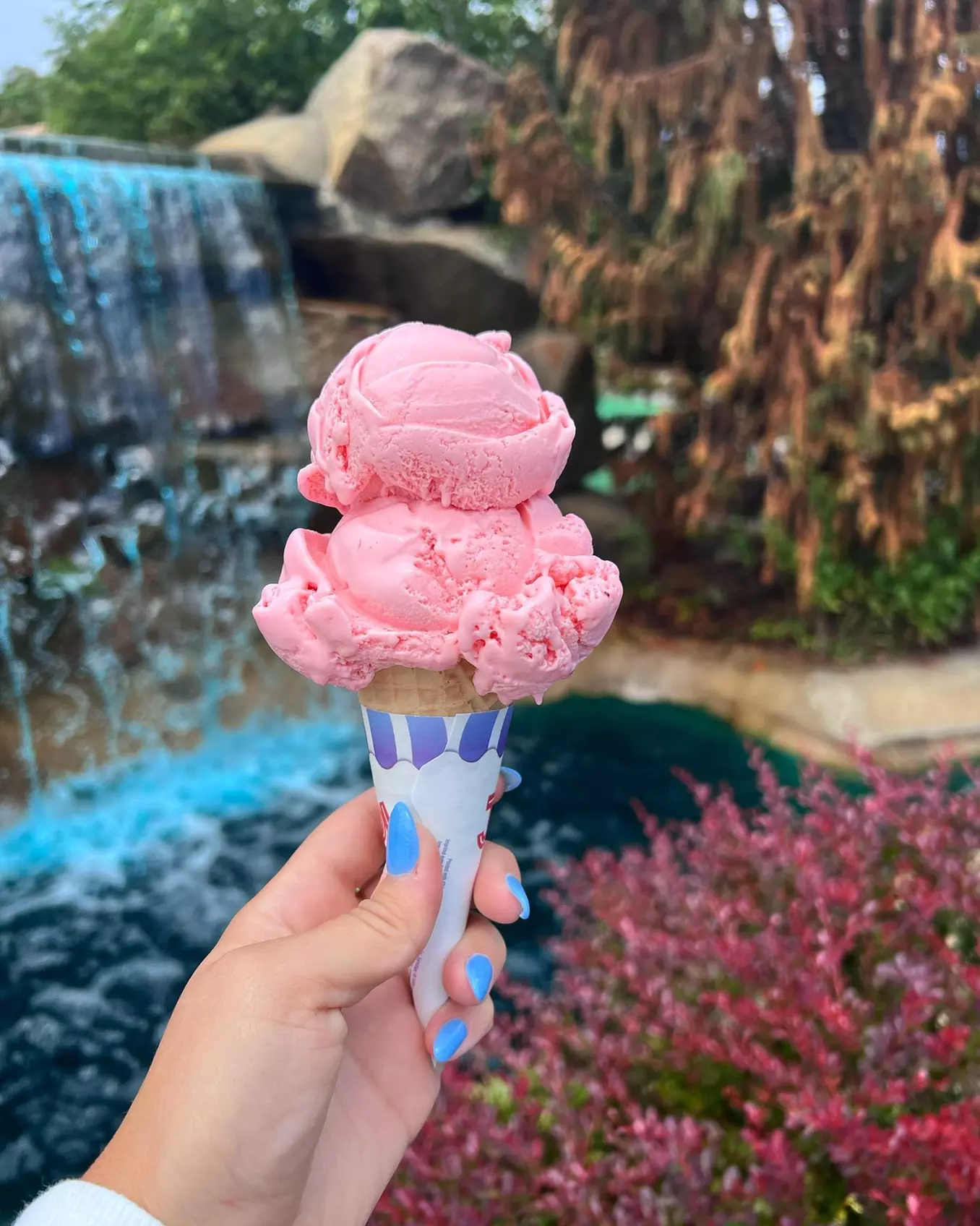 18 Holes of Mini-Golf at Magoo's Ice Cream with a Treat