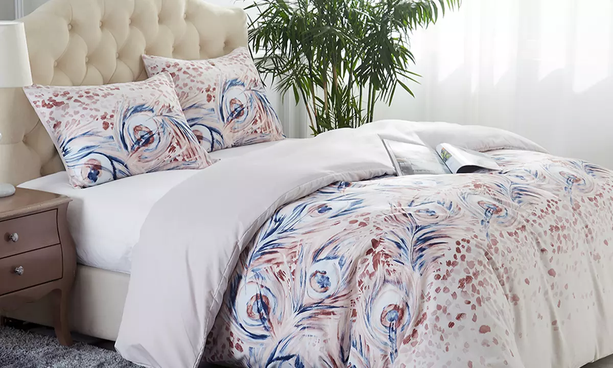 Soft Pattern Duvet Sets with Zip Closure (3-Piece) - Primary Image
