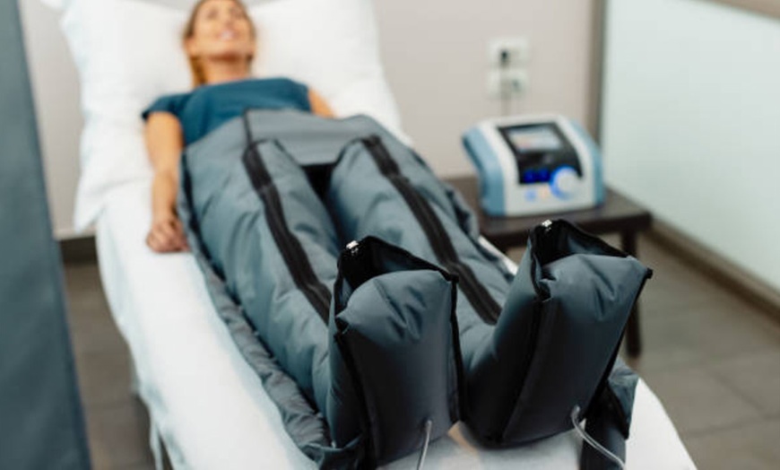 Image 3: 2 o 5 sesiones de combo reductor con hasta tres tratamientos a elegir