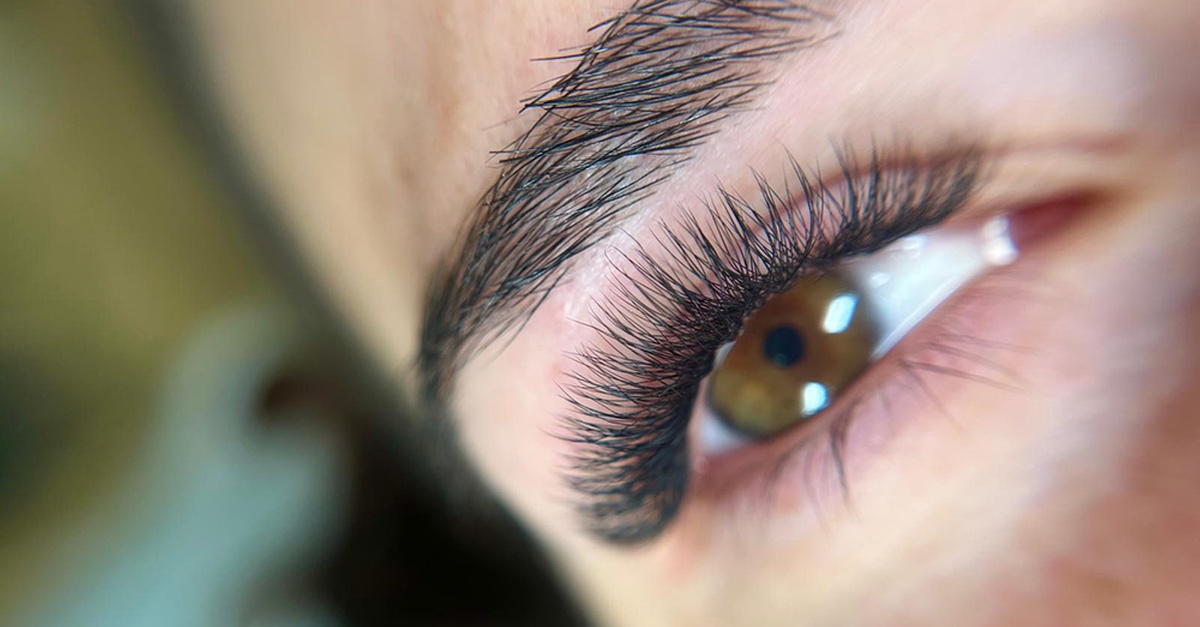 Extensiones de pestañas con volumen en Palma de Mallorca