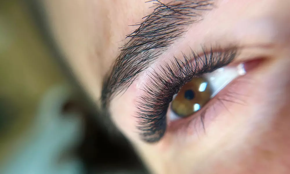 Extensiones de pestañas con volumen natural 2D-3D o volumen ruso 4D-5D