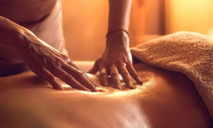 Un masaje relajante de 30 o 45 minutos en cuerpo entero