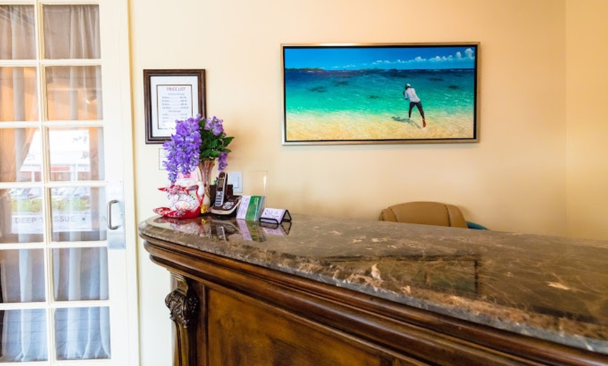 Image 3: 30, 60, or 90-Minute Foot Massage, or 60-Minute Foot & Body Massage 