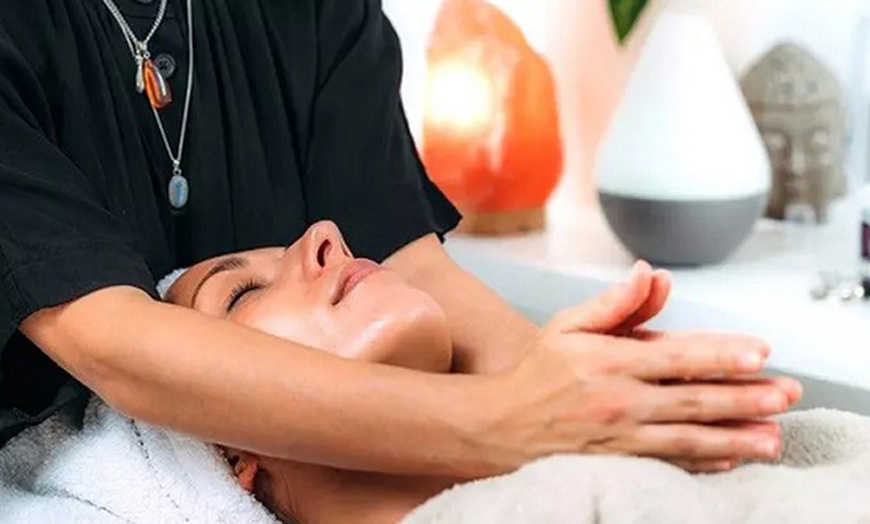 Image 8: Masaje de 30, 45 o 60 minutos con técnica a elegir para 1 persona