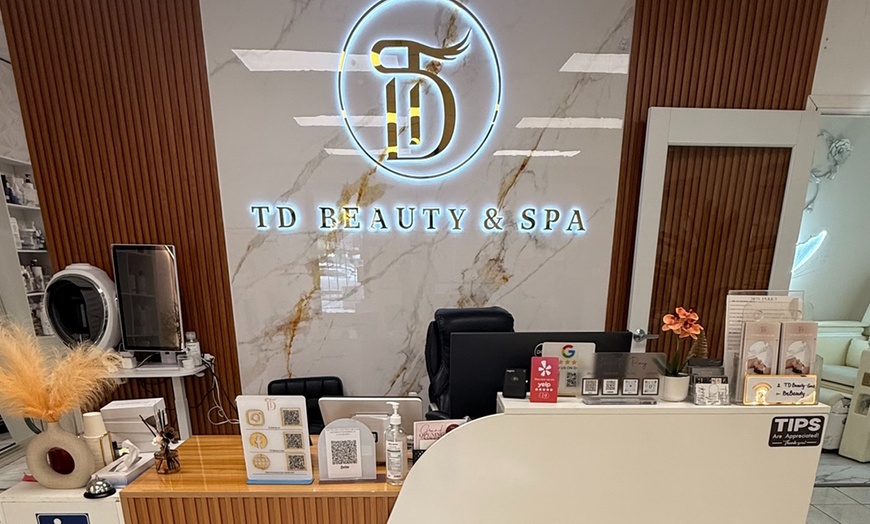 Image 9: Head Spa with Massage, Steam Therapy & Facial at TD Beauty Spa