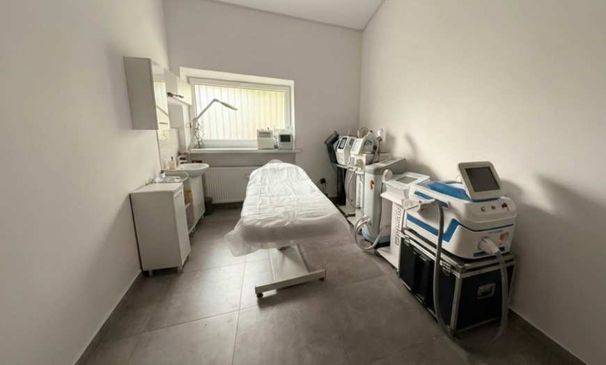 Image 2: Modelowanie sylwetki z pakietem 4 zabiegów wyszczuplających