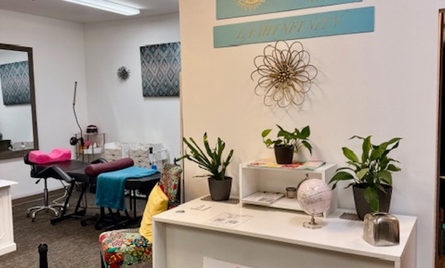 Image 7: Explore Infinite Suites Permanent Eyeliner offers with up to 63% off