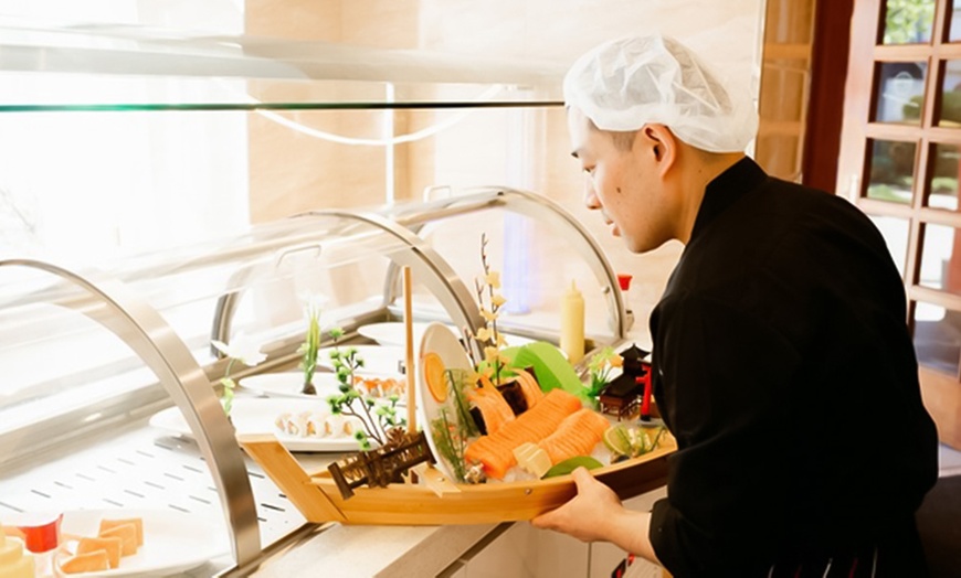 Image 5: Asiatisches Buffet All You Can Eat & Drink – mit Sushi, Grill und mehr