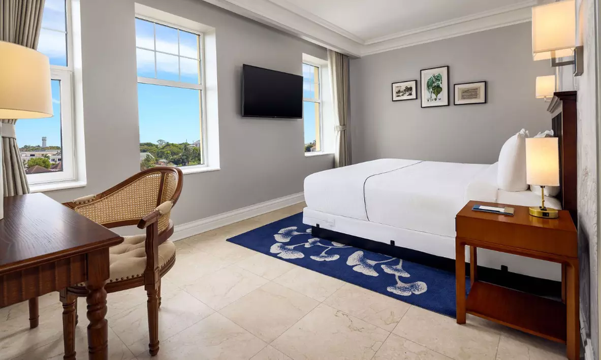 Oceanfront escape near shopping, dining, and cruise port