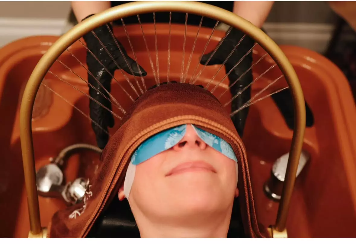 Signature 50-Minute Head Spa Deep Conditioning with Scalp Massage