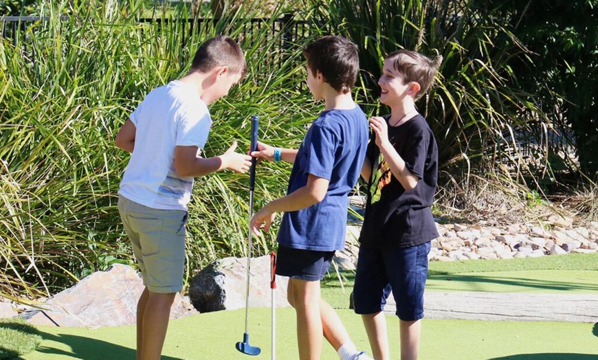 Image 8: Enjoy & Explore 18 Holes of Mini Golf For Child, Adult or Family of 4