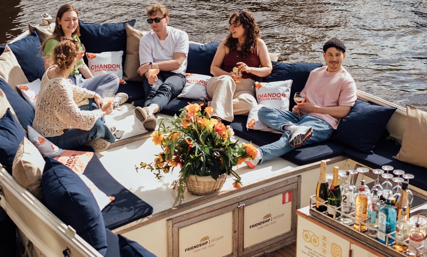Image 2: Boottocht in Amsterdam met open bar en onbeperkt cocktails