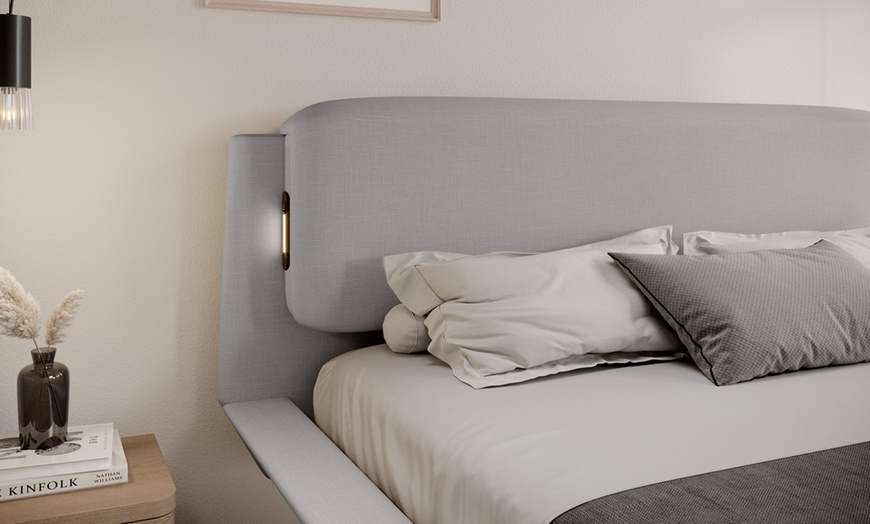 Image 5: Cama de matrimonio con diseño flotante y luces led integradas