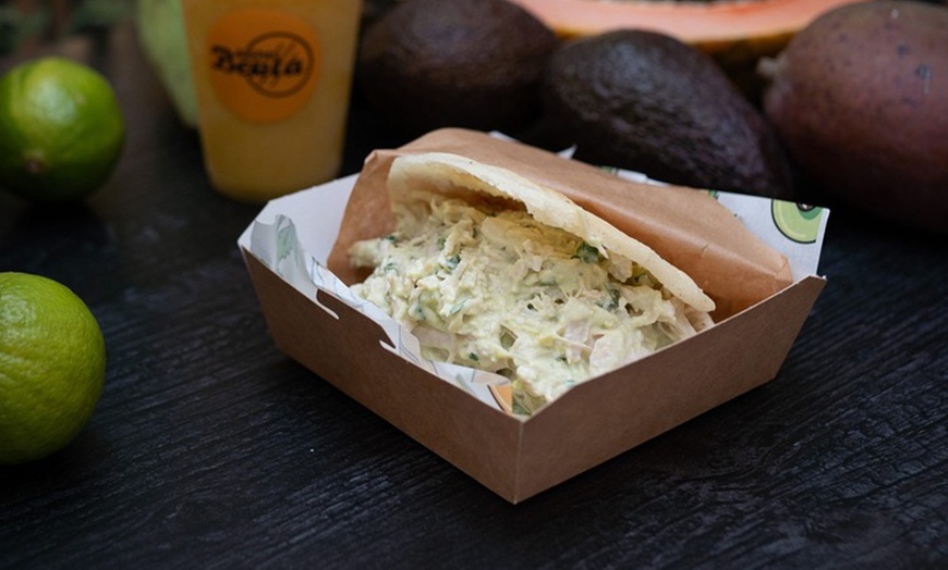 Image 2: Viaja al corazón de Venezuela con un menú completo para 2 o 4 personas