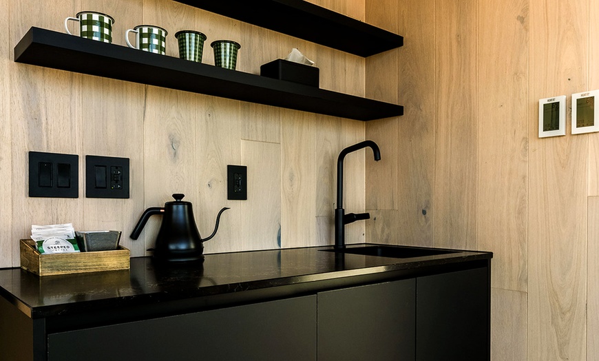 Image 9: Luxury Glamping Domes & Mirror Cabins on the Oregon coast