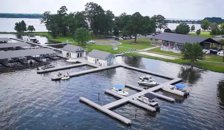 Lake Blackshear Resort & Golf Club - Experience Luxury and Adventure