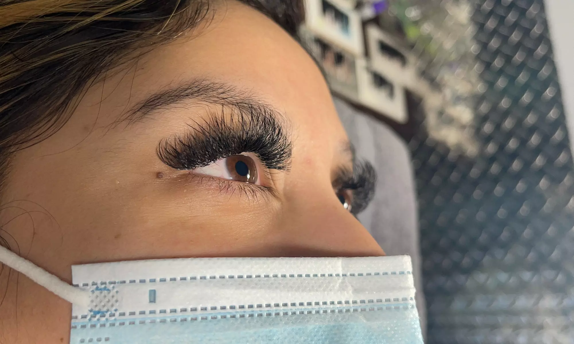 Get Classic or Hybrid Eyelash Extensions for a Glamorous Look