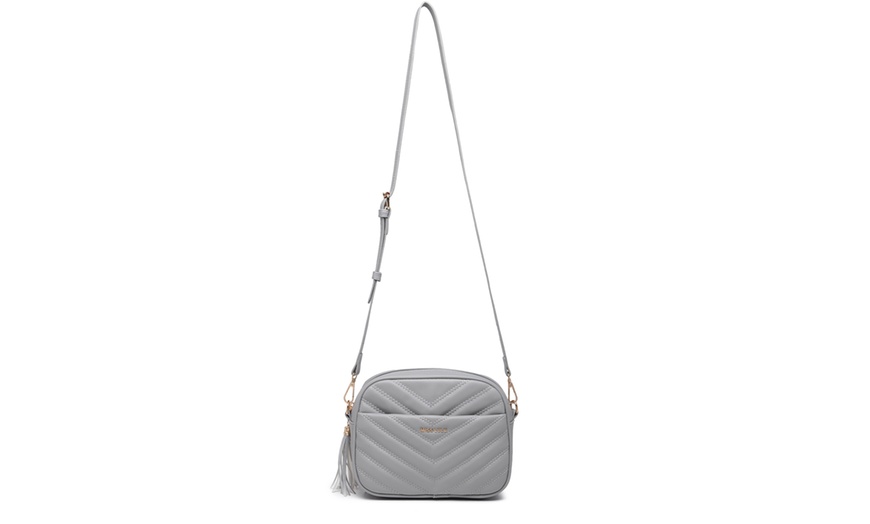 Image 16: Elegant Design Cross-Body Bag in Various Colours