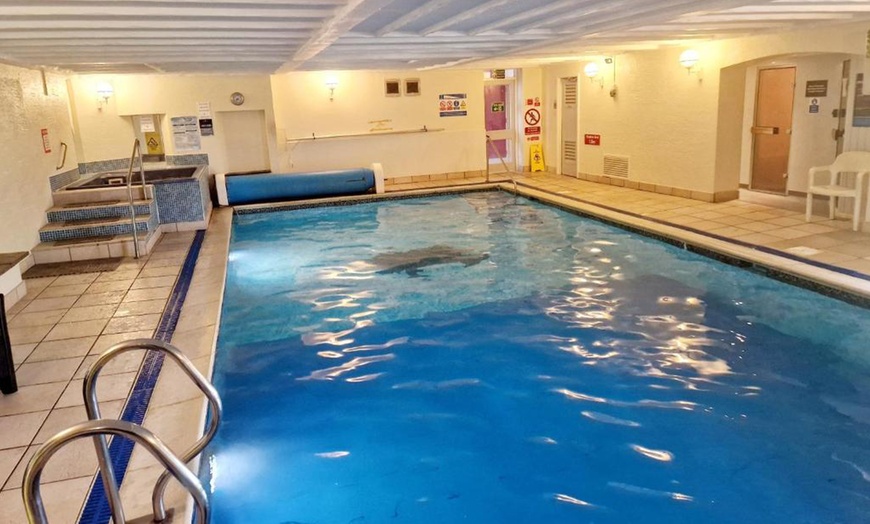 Image 3: Cumbria: Double Room with Breakfast and Prosecco