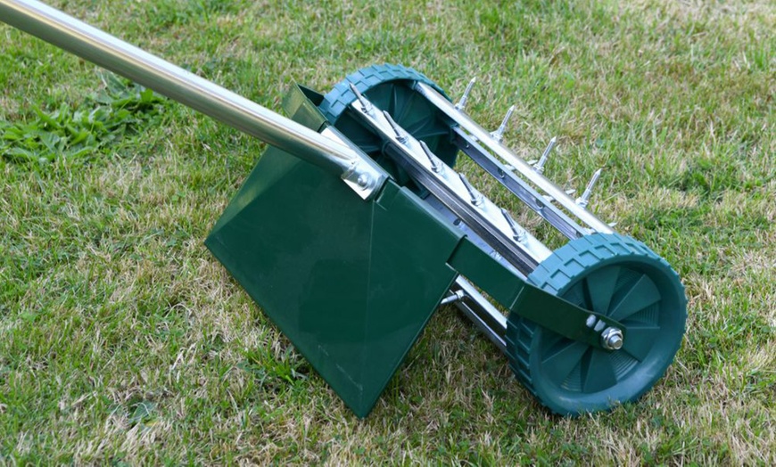 Image 2: Garden Gear Lawn Aerator or Manual Push Mower