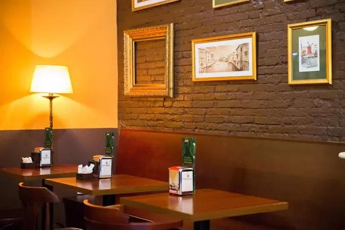 Brunch o merienda  para 2 o 4 con platos dulces, salados y bebidas