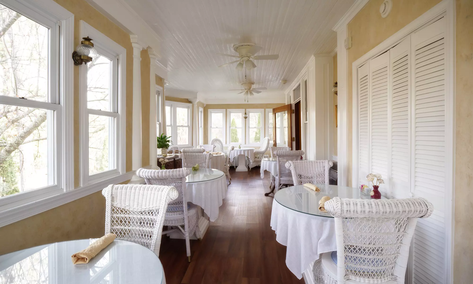 Member Pricing: Charming B&B Near Grove Park With Veranda Views