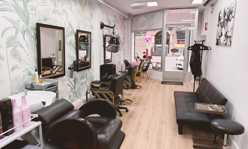 Image 2: Alisado de queratina con corte de puntas para diferentes longitudes