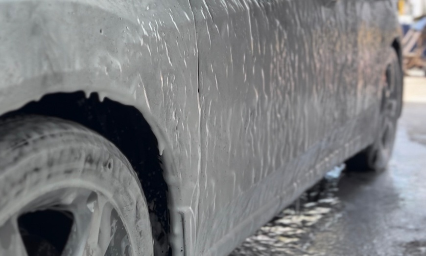 Image 3: Pro, Deluxe or Basic Car Detailing Pack for Interior & Exterior Shine