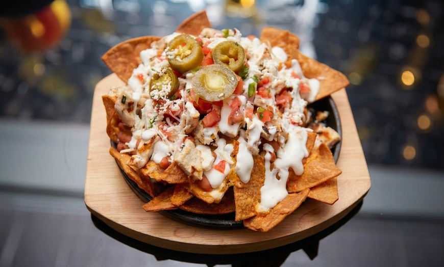 Image 2: 60/90-Min AYCE Tacos & Drinks Dinner, Bottomless Brunch for 2, & More