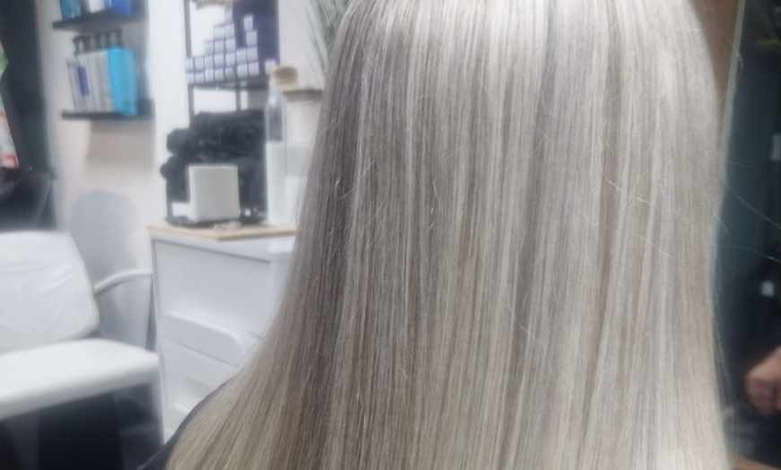 Image 8: Highlight, Tone & Style Packages with Cut and Blow-Dry

