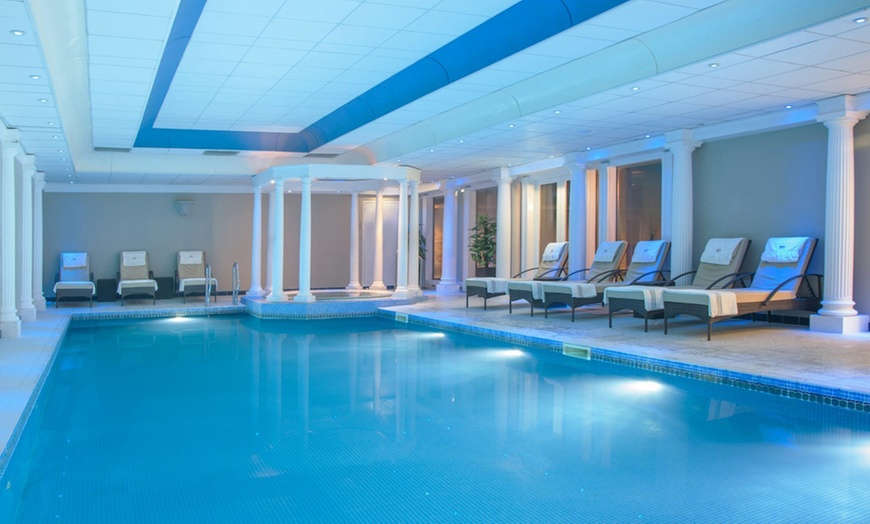 Image 7: Spa Day w/ Afternoon Tea in 4-Star Linden Hall Hotel 