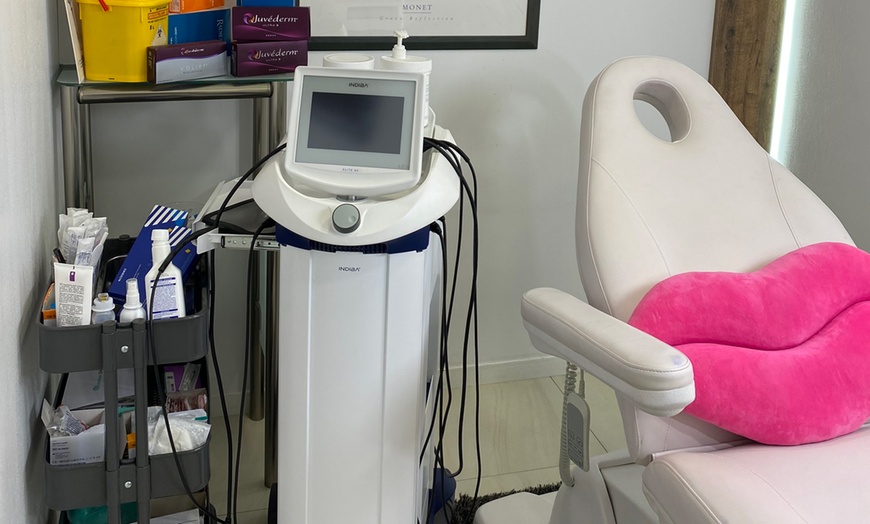 Image 9: Radiofrecuencia Indiba sola o con presoterapia y electroestimulación 