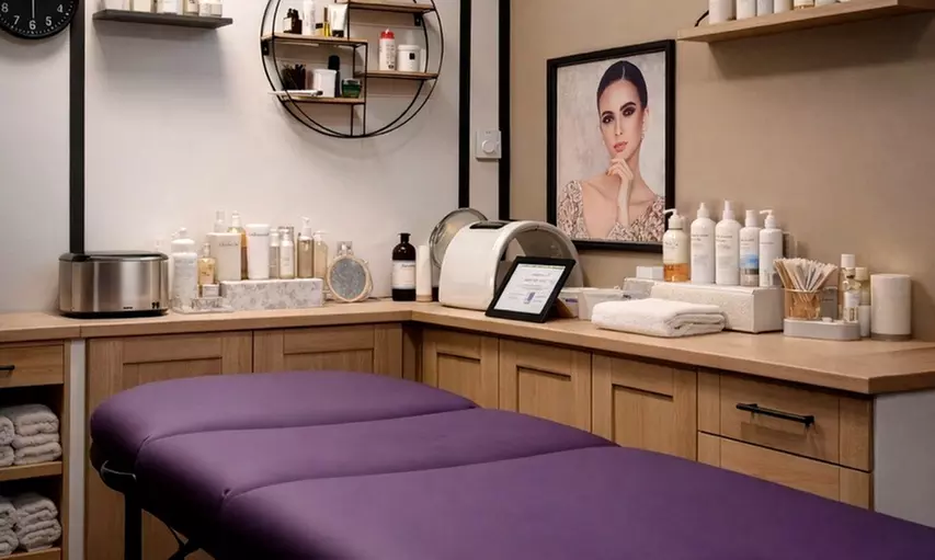 Lissage indien ou brésilien : une chevelure disciplinée et brillante