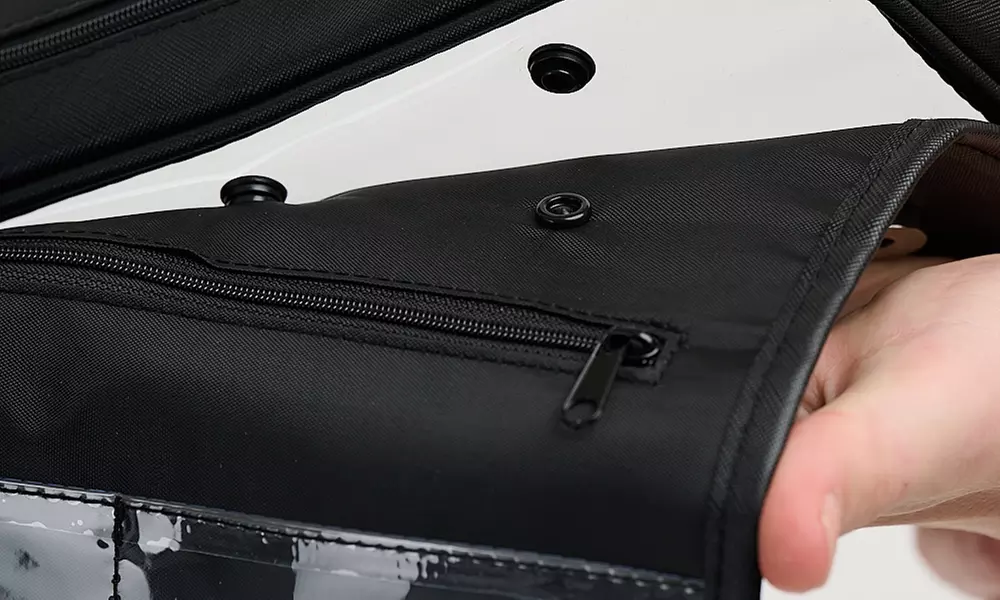 Victoria Green Hanging Wash Bag Travel Organisers