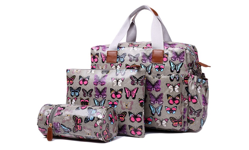 Image 3: Travel Baby Bag Set