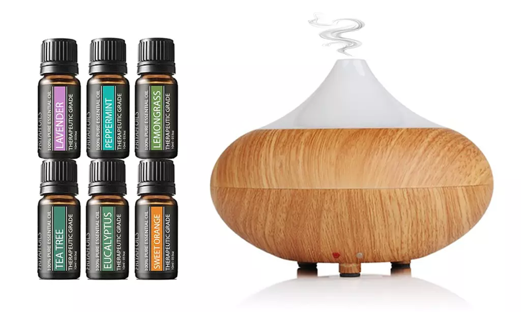 Ultrasonic Aromatherapy Diffuser and 6 Essential Oils - Primary Image