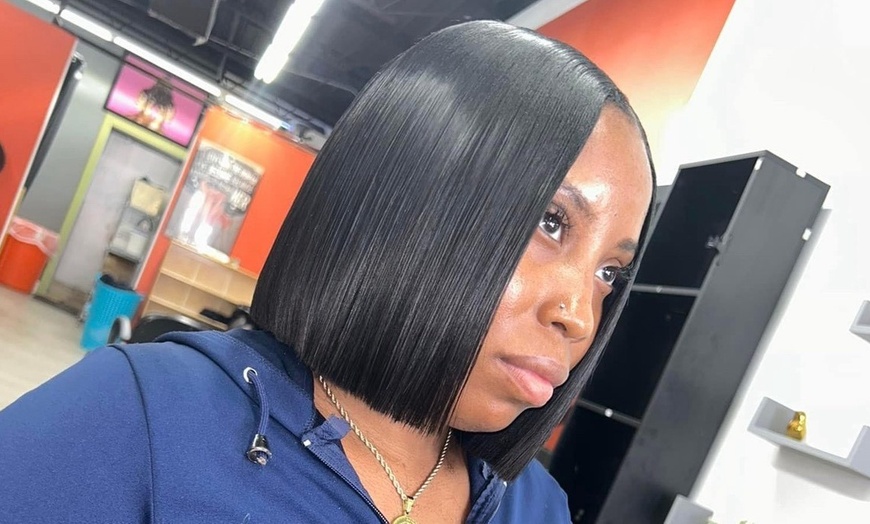 Image 7: Get a Sleek Ponytail or Quick Weave at Raevans Beauty Bar