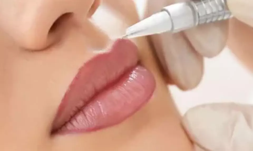 Microblading ou maquillage permanent chez Mentally Strong