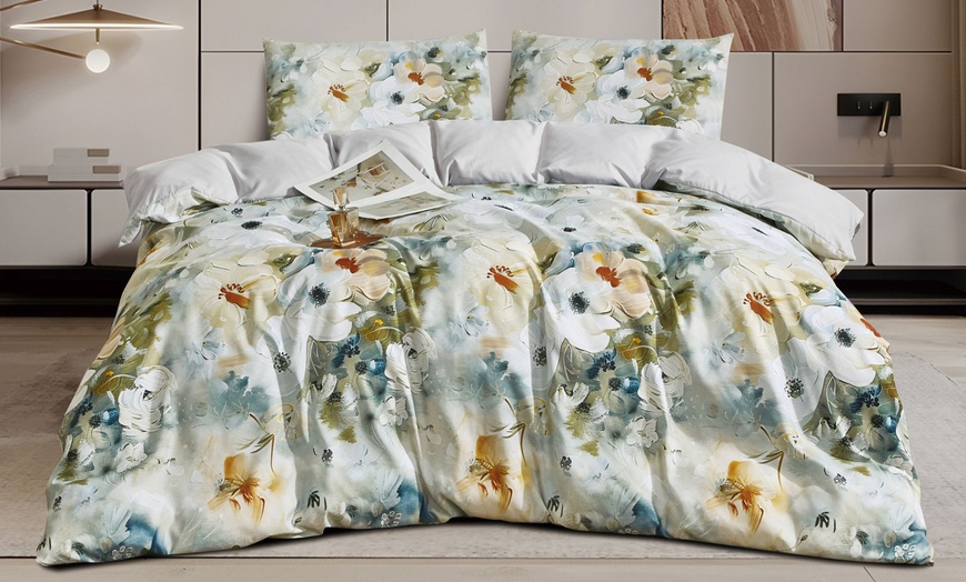 Image 4: Reversible Easy Care Printed Duvet Set in Various Styles
