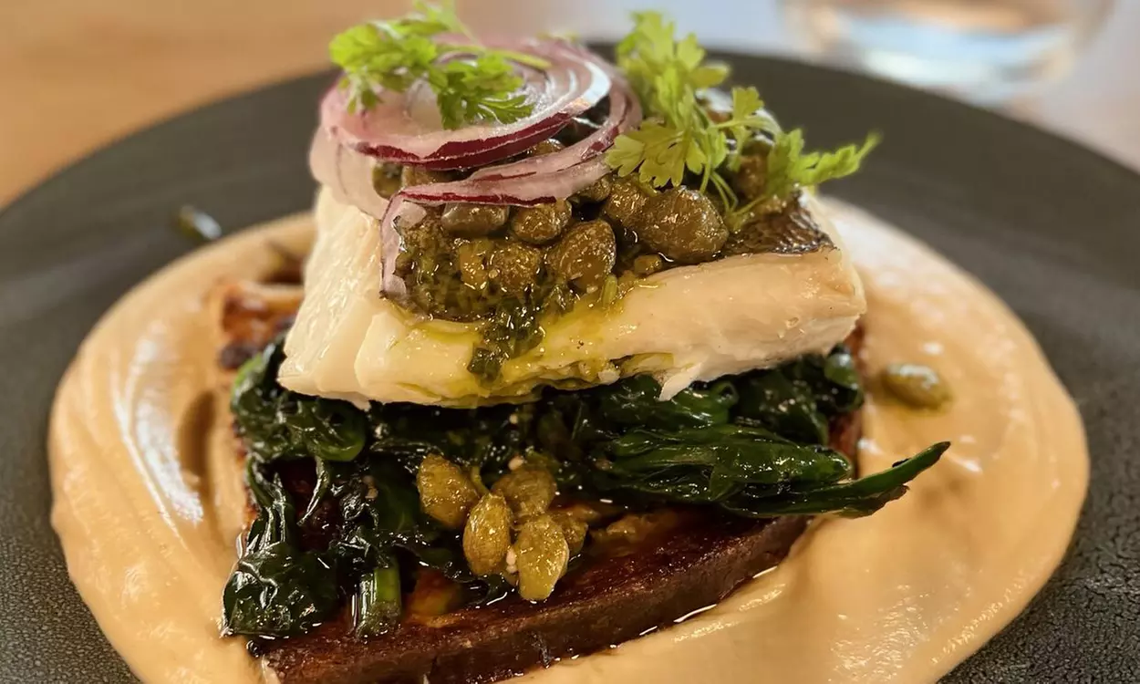 Menu classique avec entrée, plat et dessert au choix au Mélice