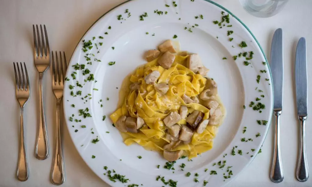 Modena 4*: soggiorno con mezza pensione e Spa per 2 o 3 persone