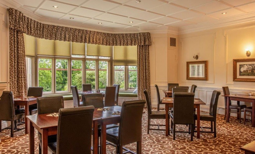 Image 11: West Yorkshire: 4* Standard Double or Twin Room with Breakfast & Wi-Fi