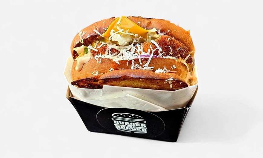 Image 6: Köstliche Burger nach Wahl inkl. Pommes für 1, 2 oder 4 Personen