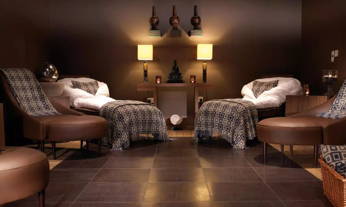 Shropshire: Stay for 2 with Breakfast, Prosecco & Spa Treatments