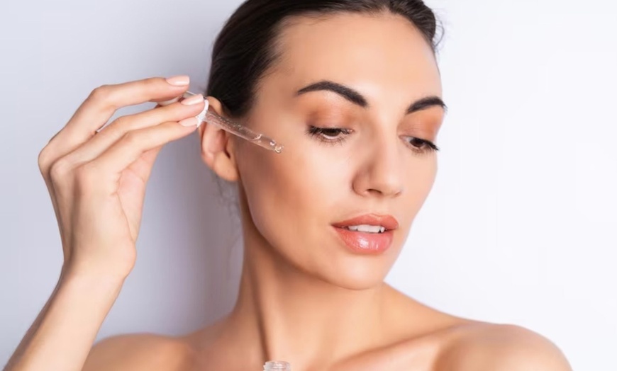 Image 1: Higiene facial profunda, opción a microdermoabrasión y radiofrecuencia