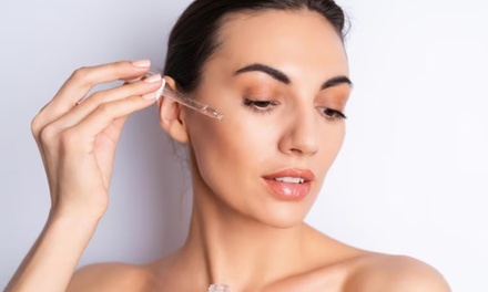 Higiene facial profunda con productos específicos para cada tipo de piel - Mónica Estética Avanzada