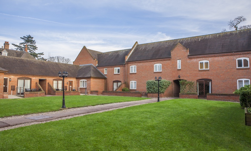 Image 5: Countryside Charm in Staffordshire: Scenic Stay for up to 6