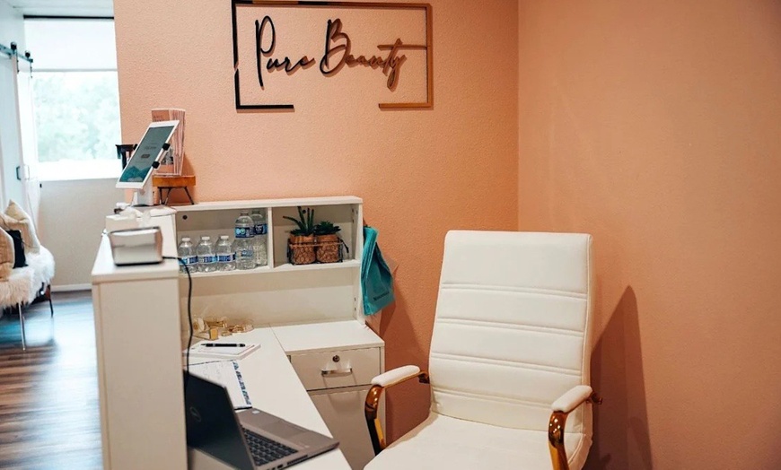 Image 5: 30-Min IPL Sessions (Intensive Pulse Light Therapy) for Face & Neck
