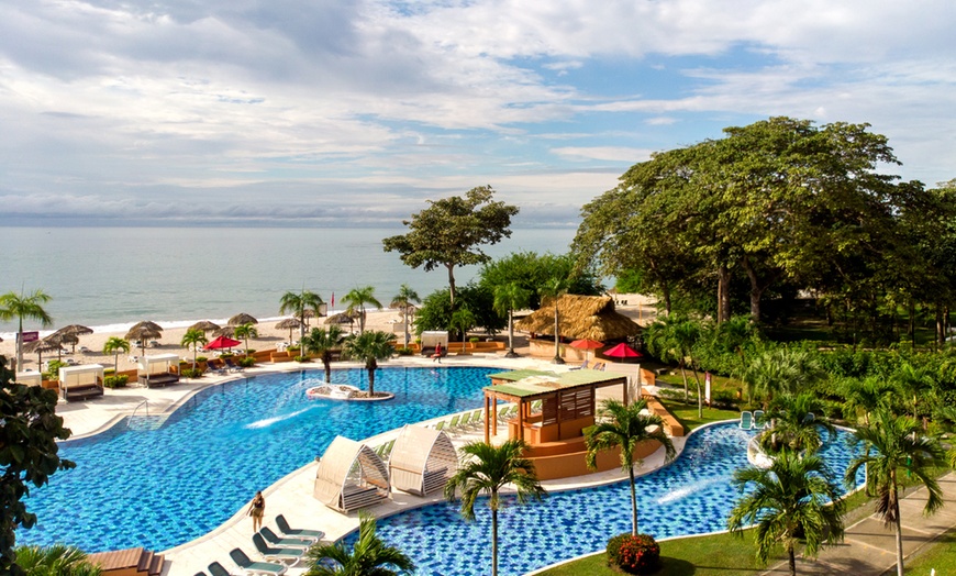 Image 18: ✈ 5-Night Panama Vacation w/ Optional Airfare from Travel by Jen